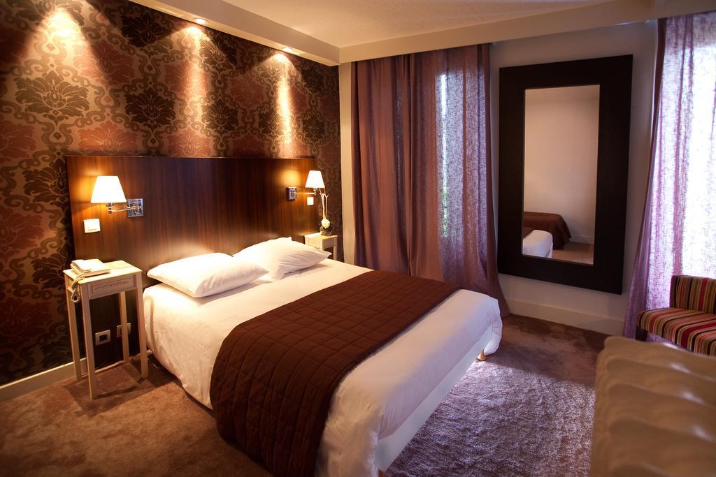Hotel Les Negociants Valence  Exterior photo
